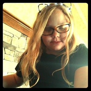 Meet your Posher, DanikaA